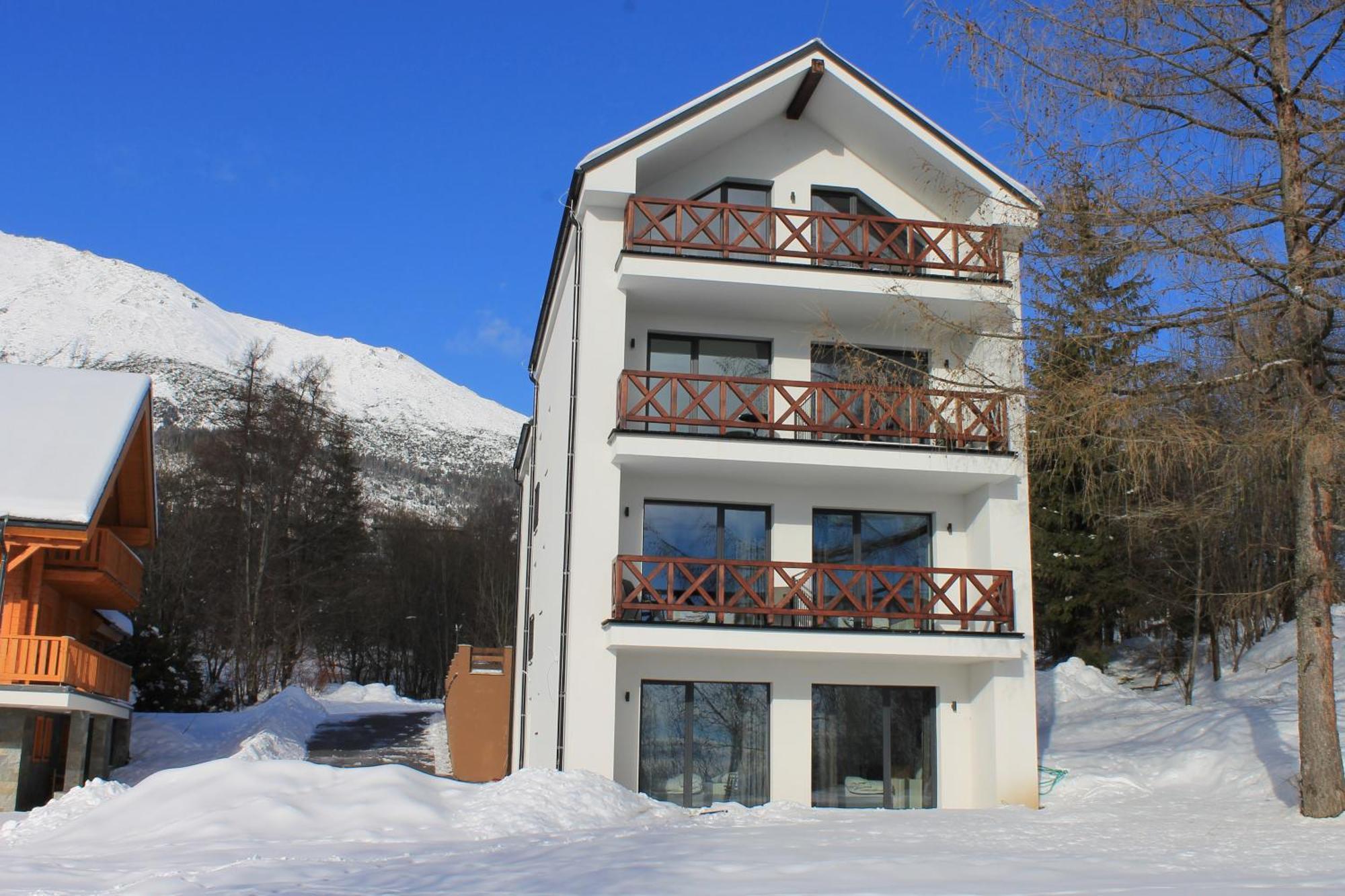 Hellene Snow Stary Smokovec Apartment วิสโซเค ดาตรี ภายนอก รูปภาพ